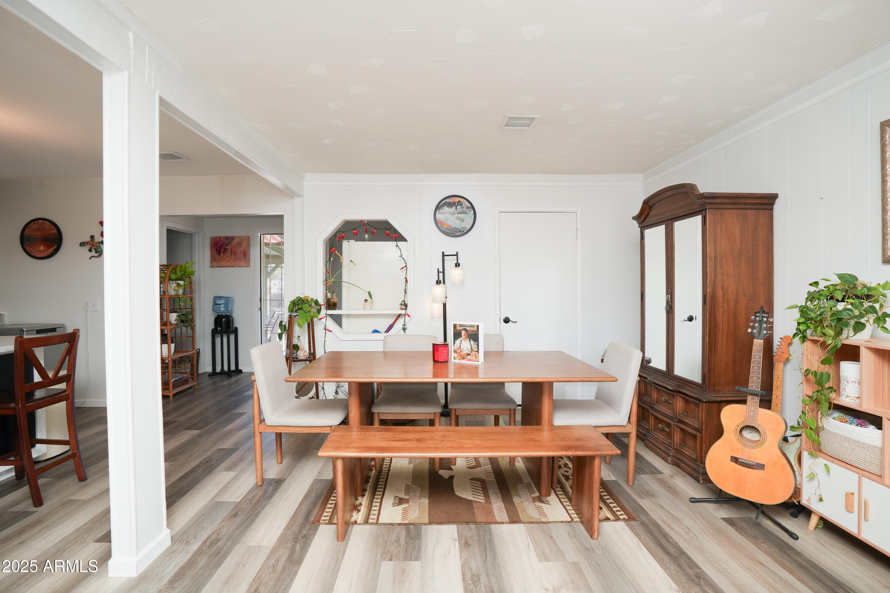 605 3rd N Street Clarkdale, AZ 86324 - Photo 10 of 37 a living room with furniture and a wooden floor