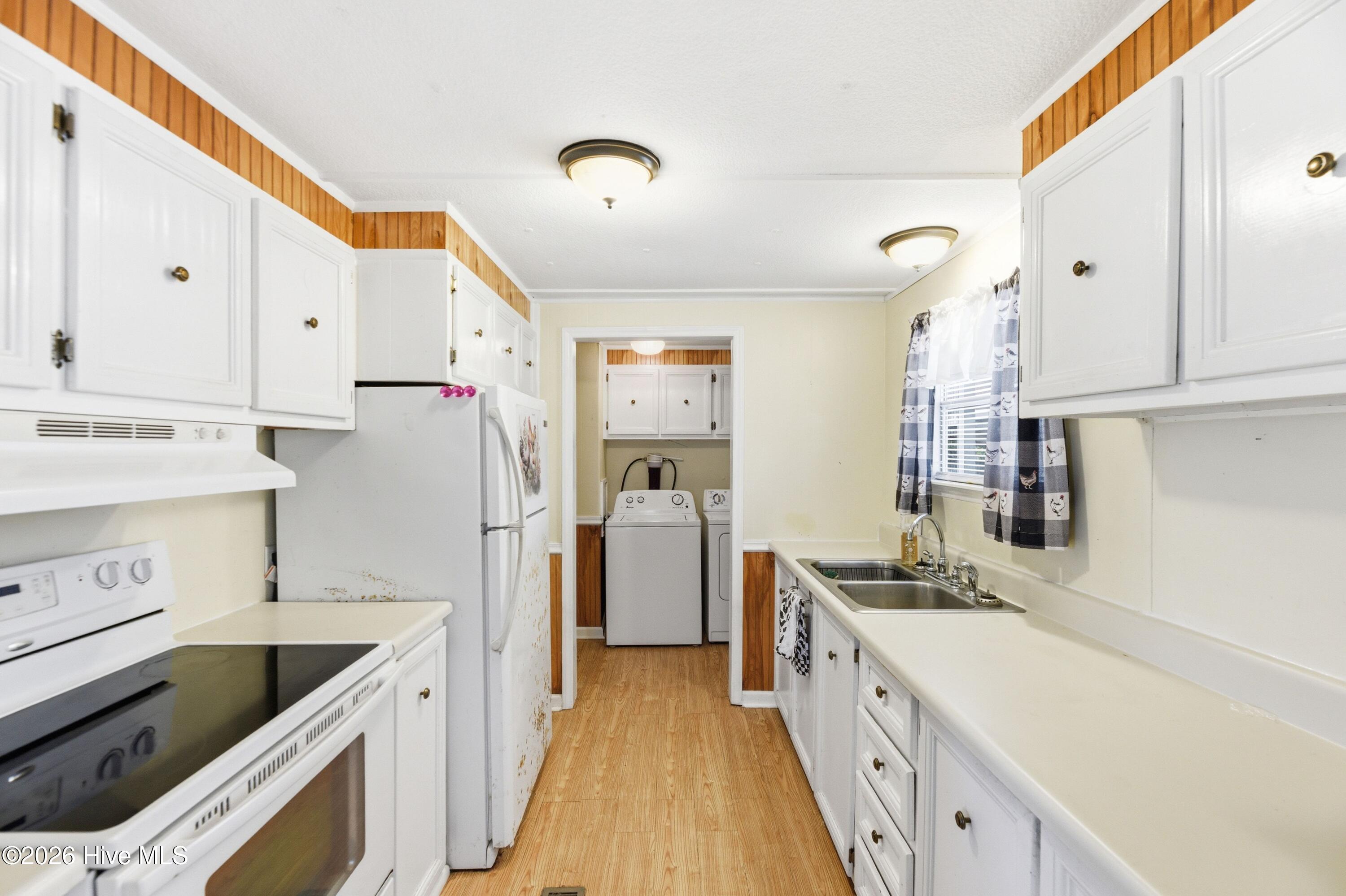 108 Gladiolus Road Castle Hayne, NC 28429 - Photo 6 of 15 006_108_gladiolus_road-06_674