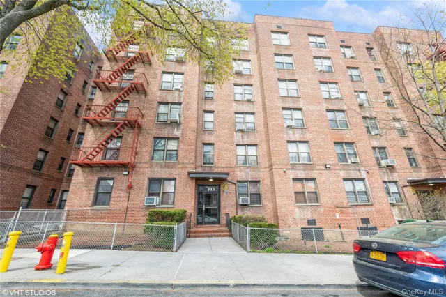 $124,000 | 745 East 231st Street, Unit 4A | Wakefield