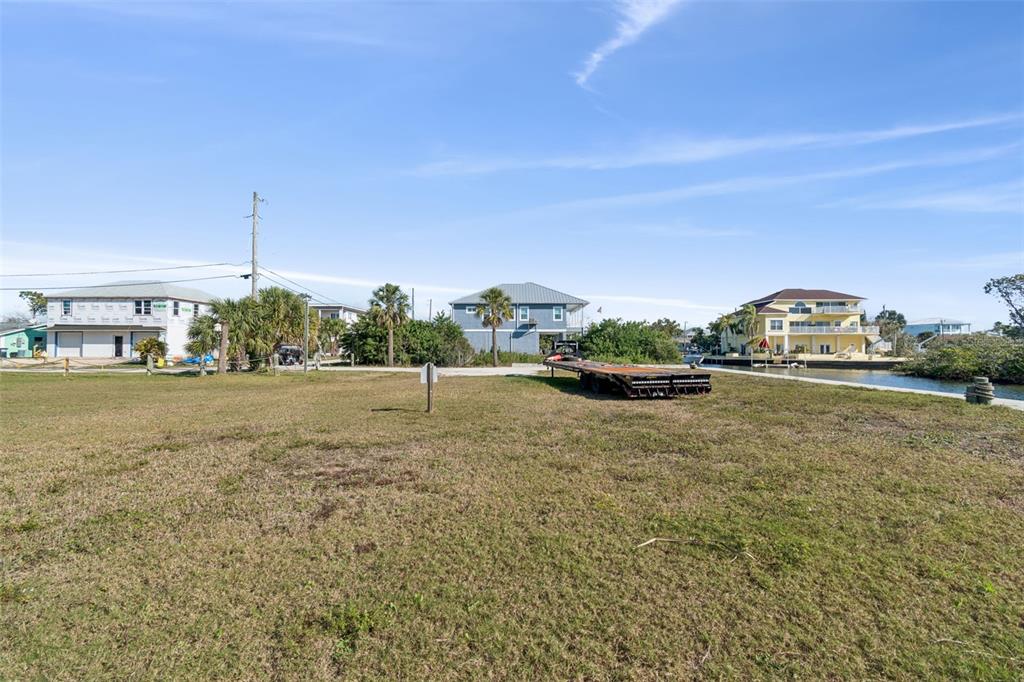 6374 Boatyard Drive Hudson, FL 34667 - Photo 2 of 25 a view of outdoor space and yard