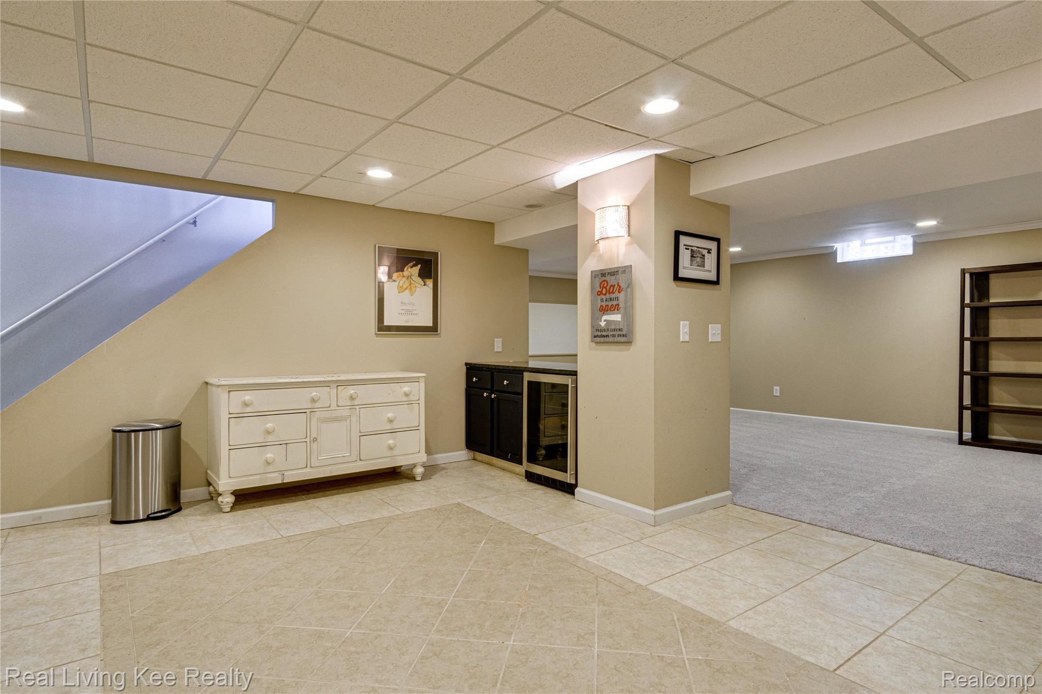 4792 Carrington Drive Rochester, MI 48306 - Photo 47 of 56 Dry Bar with Wine Fridge!