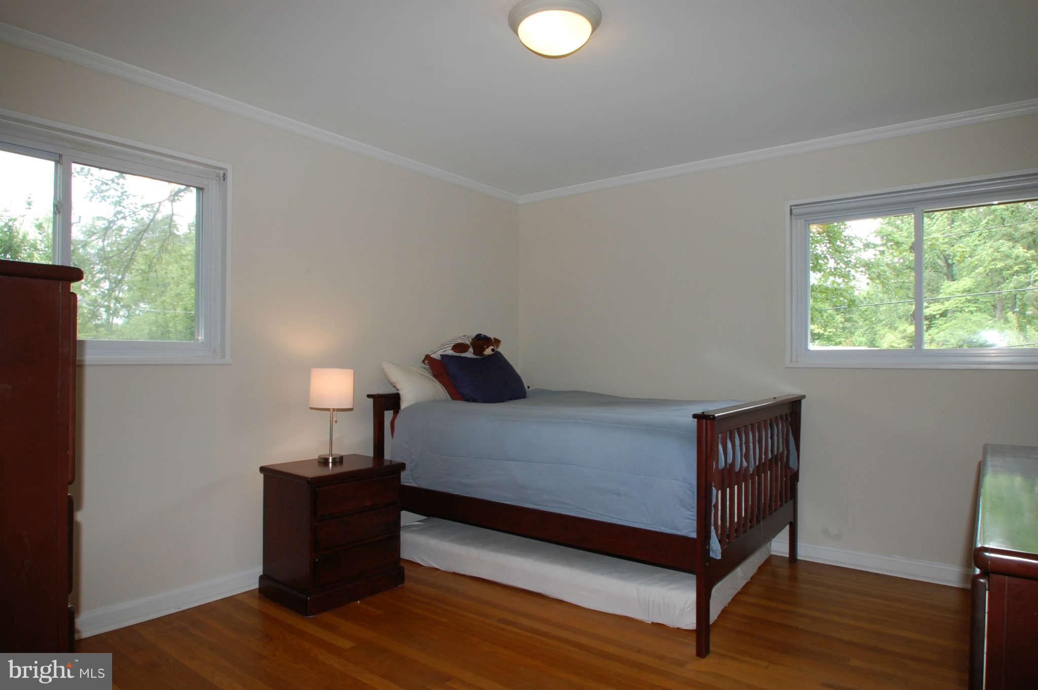 6506 Stoneham Road Bethesda, MD 20817 - Photo 9 of 16 Bedroom