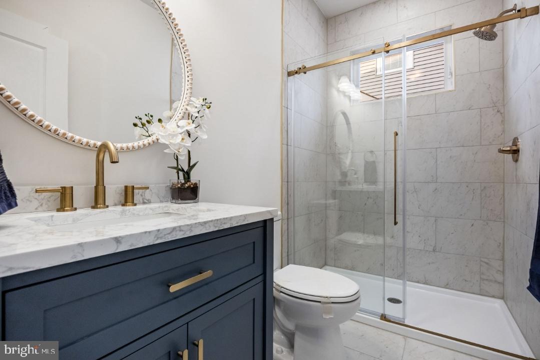 133 Lafayette Road Audubon, NJ 08106 - Photo 9 of 15 Main level full bathroom