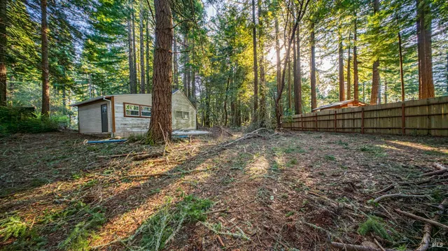 $450,000 | 17470 Willow Creek Road, Occidental, CA 95465