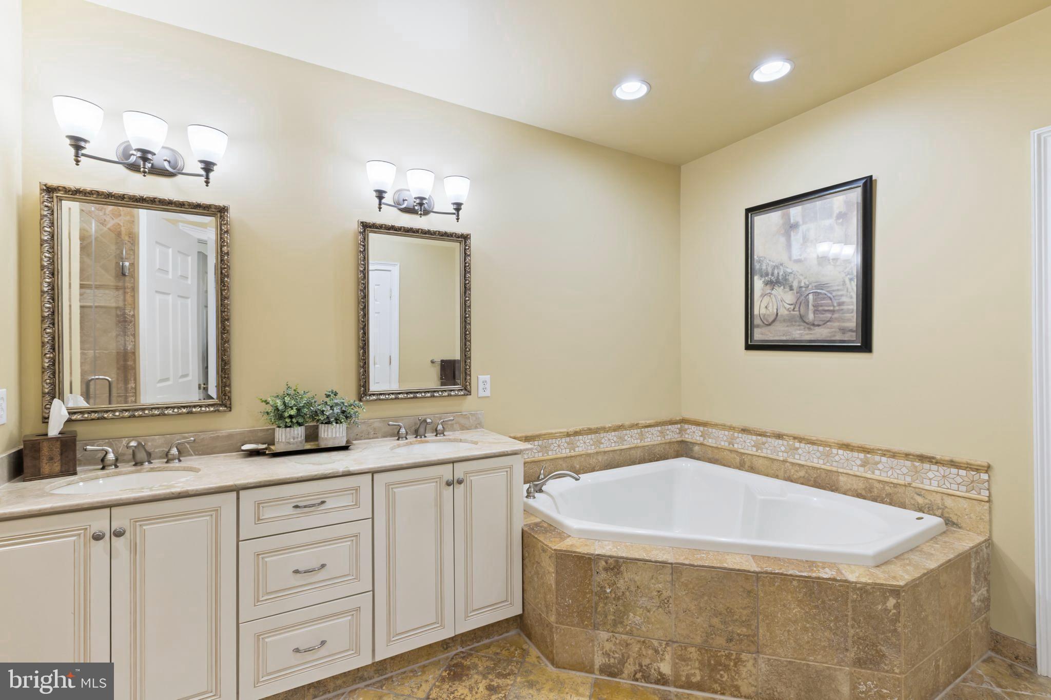 95 Rittenhouse Circle Newtown, PA 18940 - Photo 24 of 45