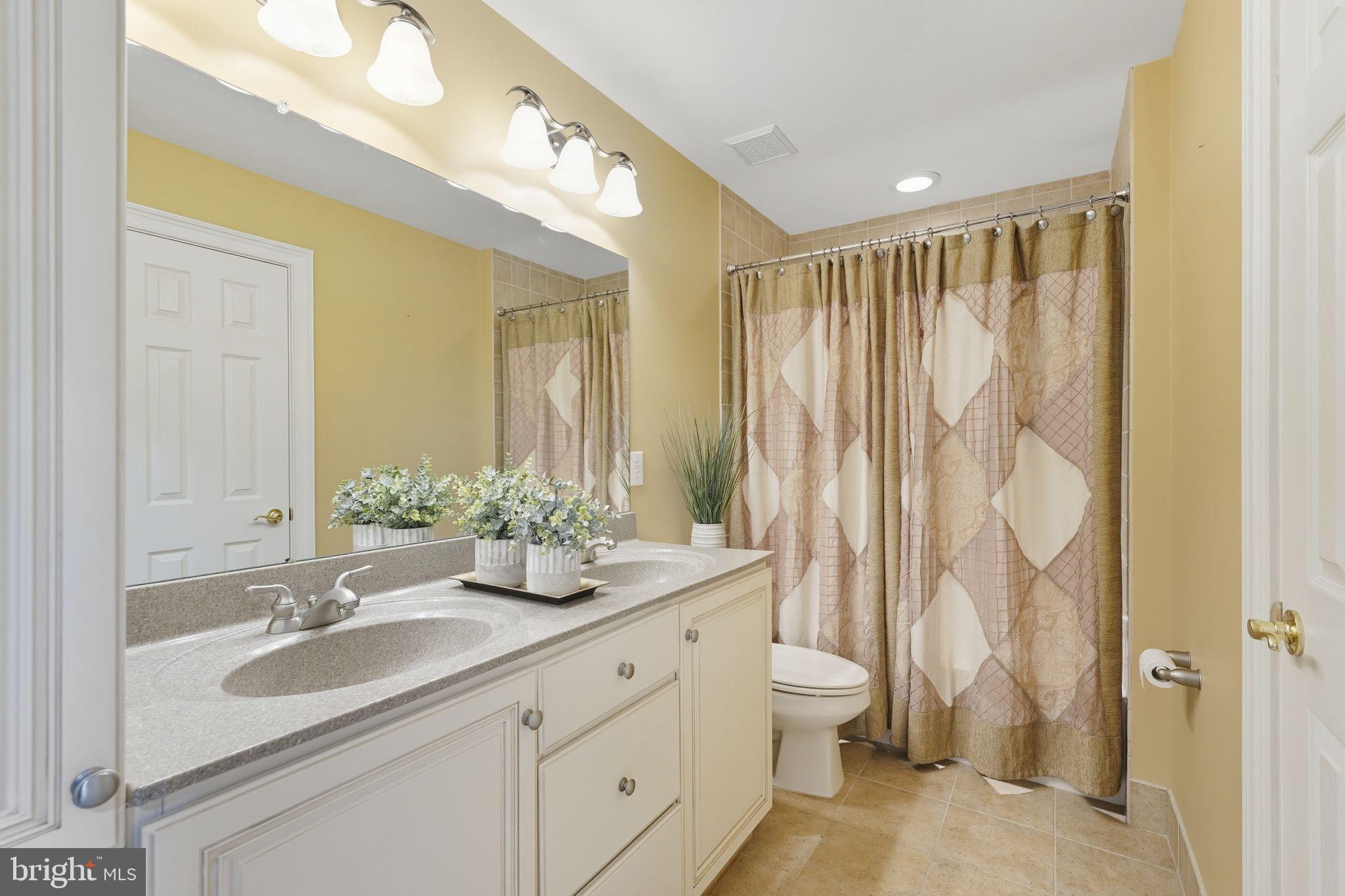 95 Rittenhouse Circle Newtown, PA 18940 - Photo 29 of 45