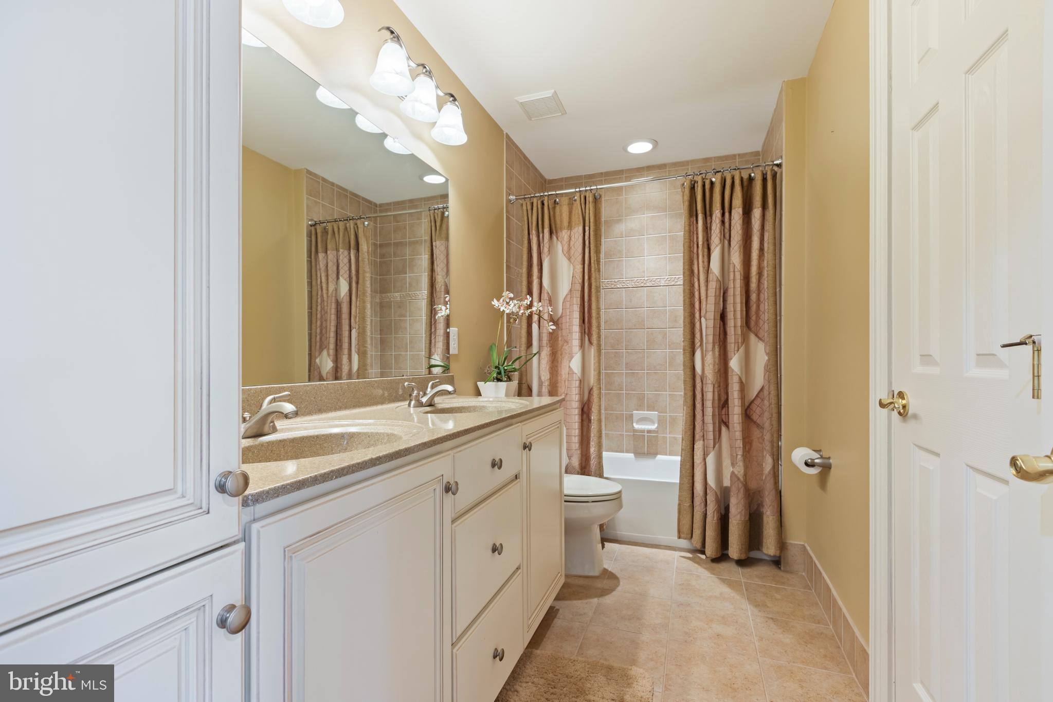 95 Rittenhouse Circle Newtown, PA 18940 - Photo 30 of 45