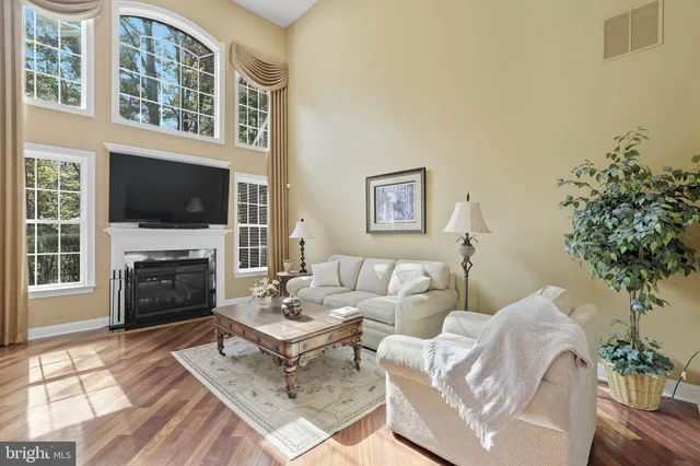 $1,145,000 | 95 Rittenhouse Circle, Newtown, PA 18940