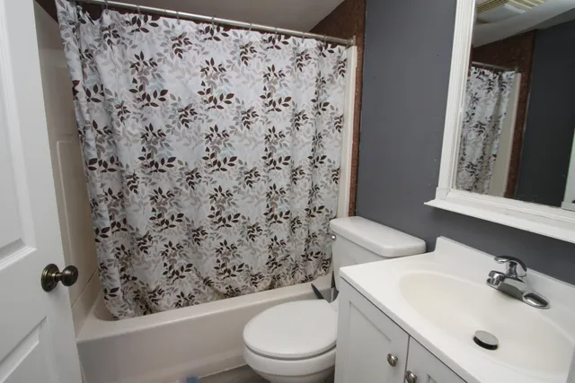 $240,000 | 3008 Carriage Lane, Rockford, IL 61101