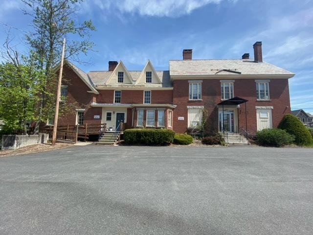 109 Pleasant Street, Unit 302 Claremont, NH 03743 - Photo 11 of 13