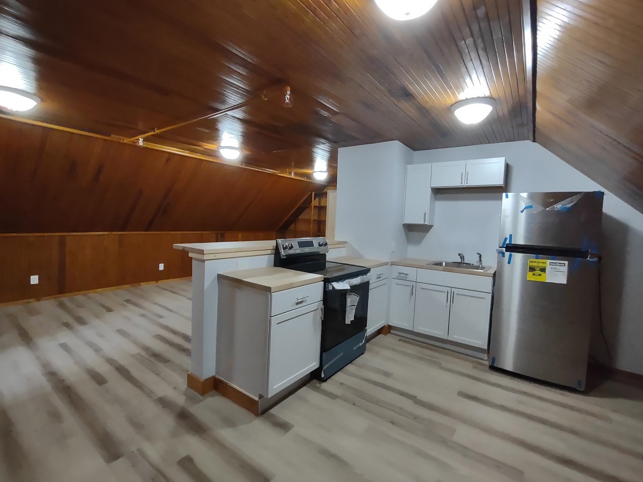 109 Pleasant Street, Unit 302 Claremont, NH 03743 - Photo 4 of 13