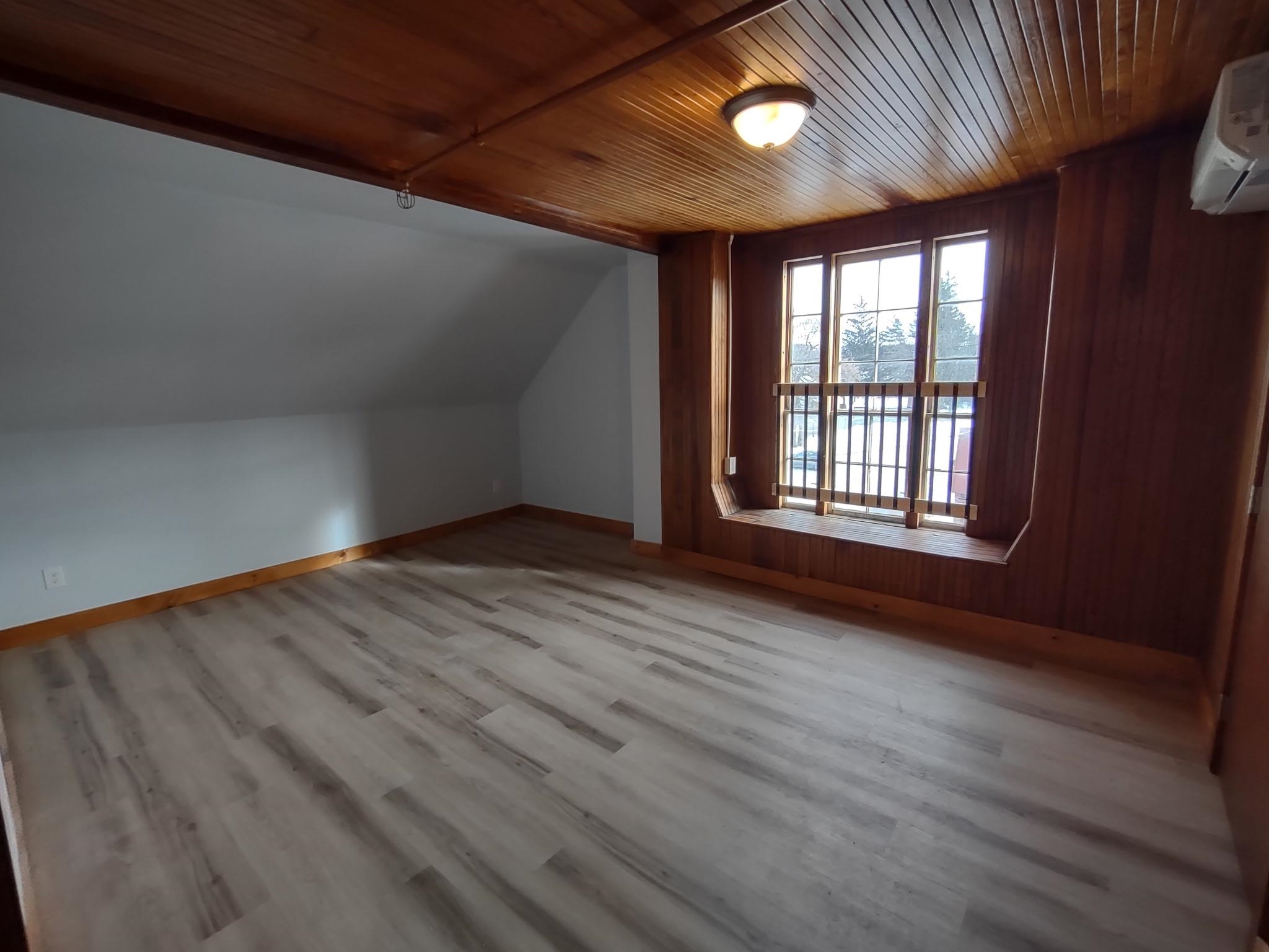 109 Pleasant Street, Unit 302 Claremont, NH 03743 - Photo 8 of 13