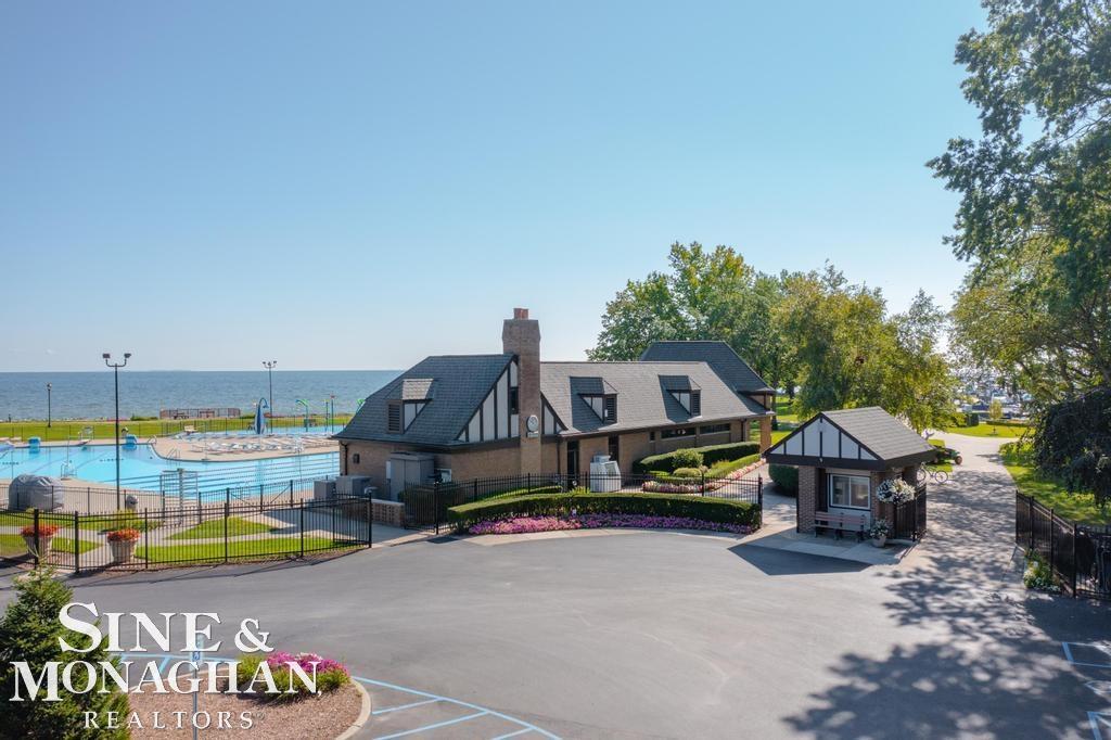 84 Clairview Road Grosse Pointe Shores, MI 48236 - Photo 57 of 68