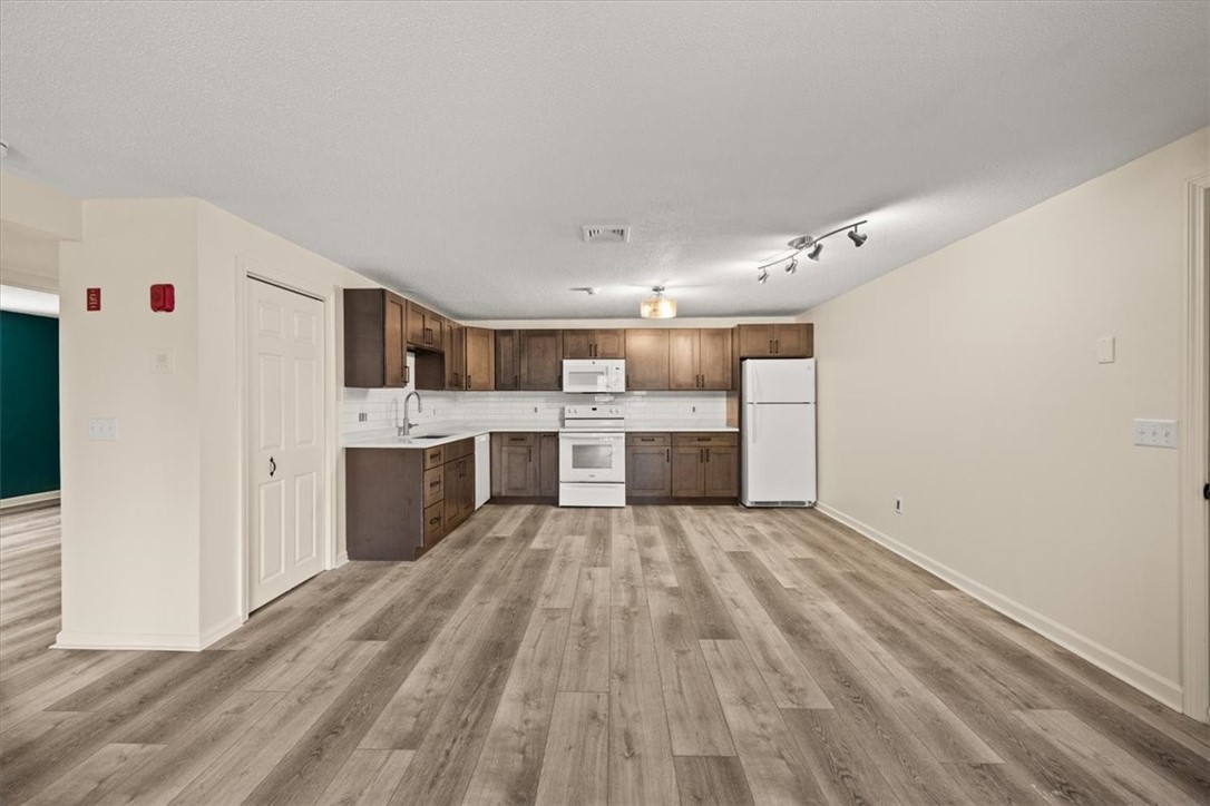 78 St Joseph Street, Unit 9 Woonsocket, RI 02895 - Photo 12 of 31