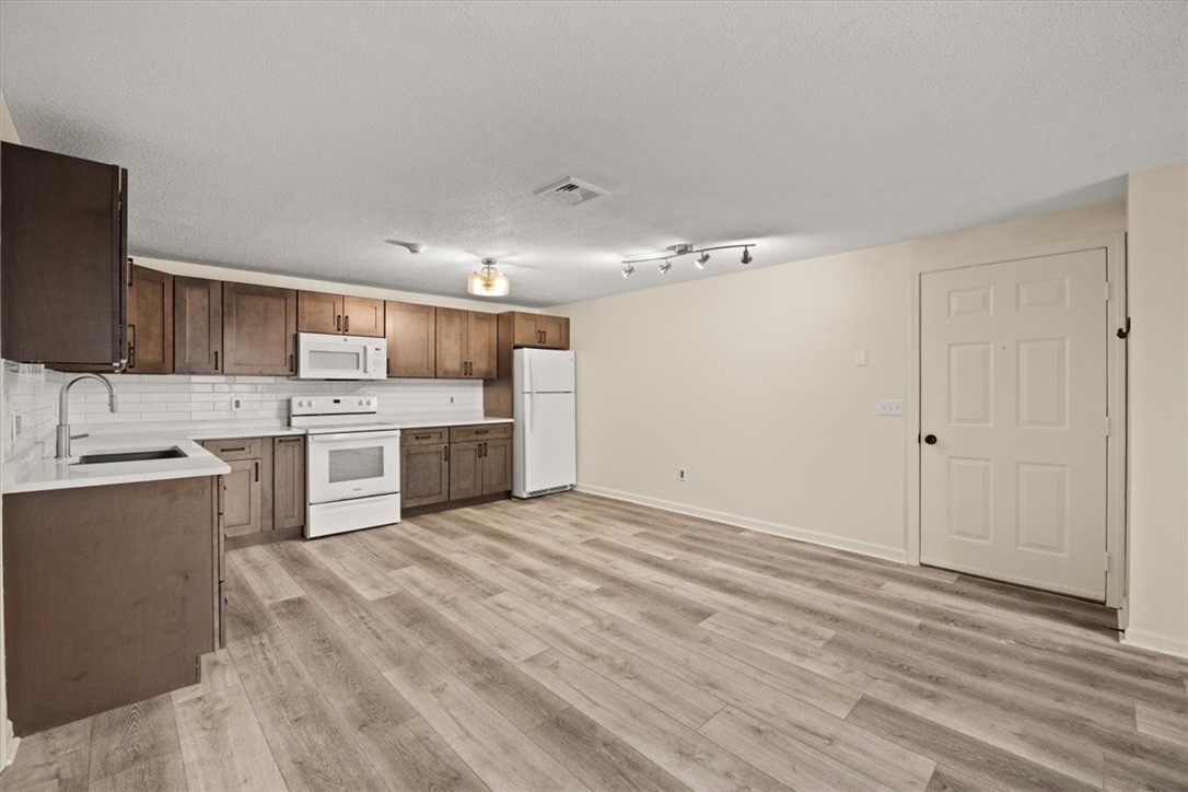 78 St Joseph Street, Unit 9 Woonsocket, RI 02895 - Photo 13 of 31