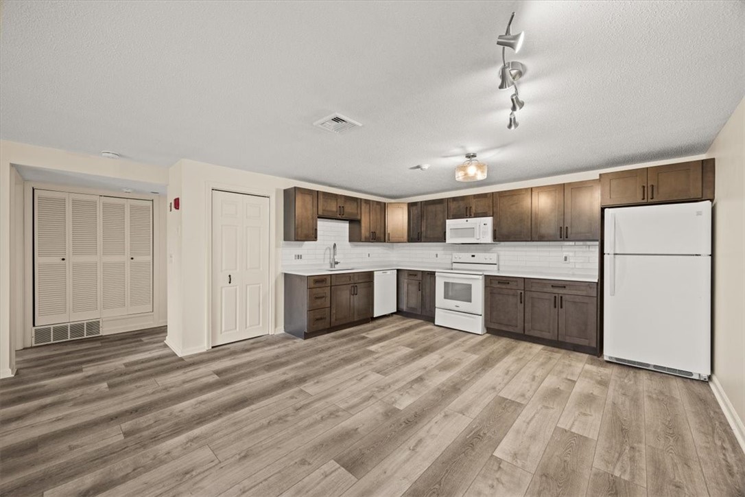 78 St Joseph Street, Unit 9 Woonsocket, RI 02895 - Photo 6 of 31