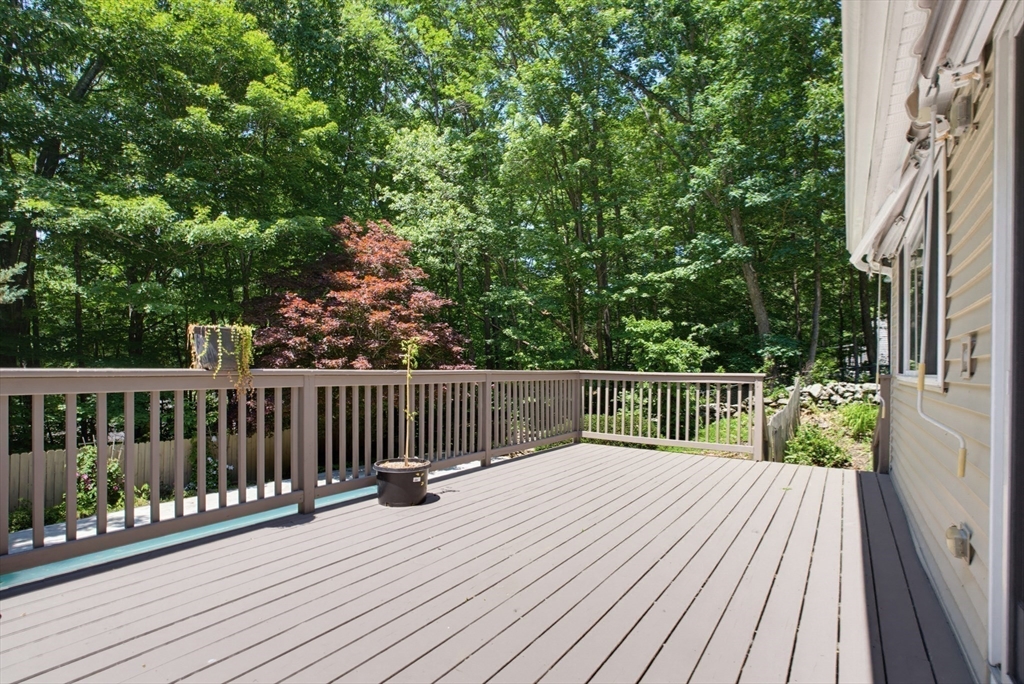 47 Old Village Road Sturbridge, MA 01566 - Photo 30 of 42