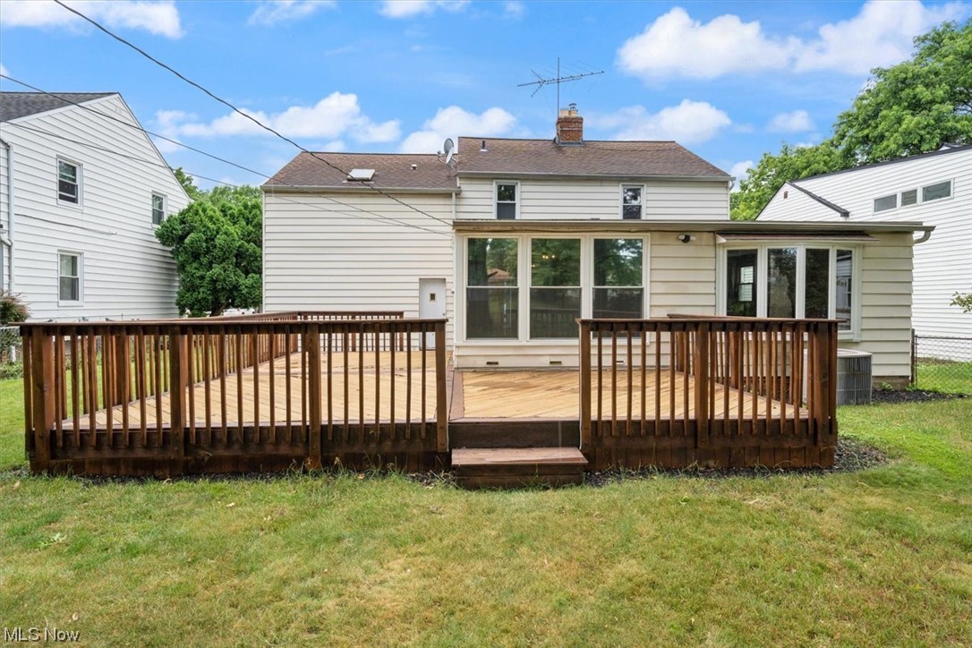 963 Professor Road Cleveland, OH 44124 - Photo 27 of 33