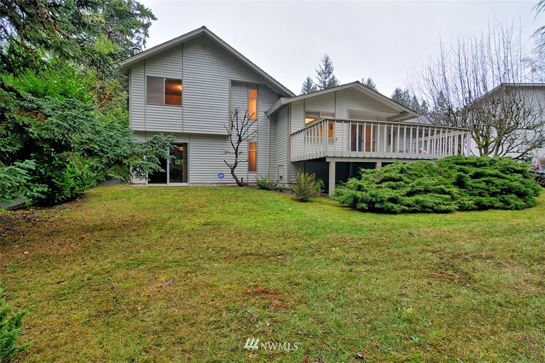 19910 89th Place West Edmonds, WA 98026 - Photo 19 of 22 Gallery Image 19