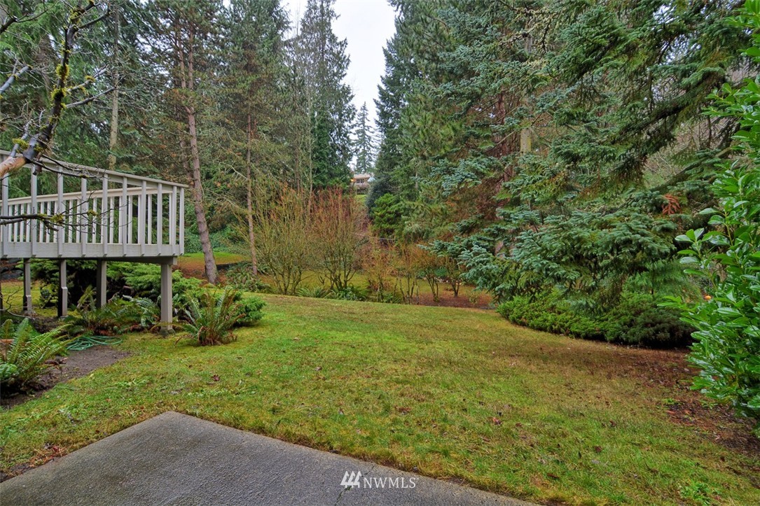 19910 89th Place West Edmonds, WA 98026 - Photo 20 of 22 Gallery Image 20
