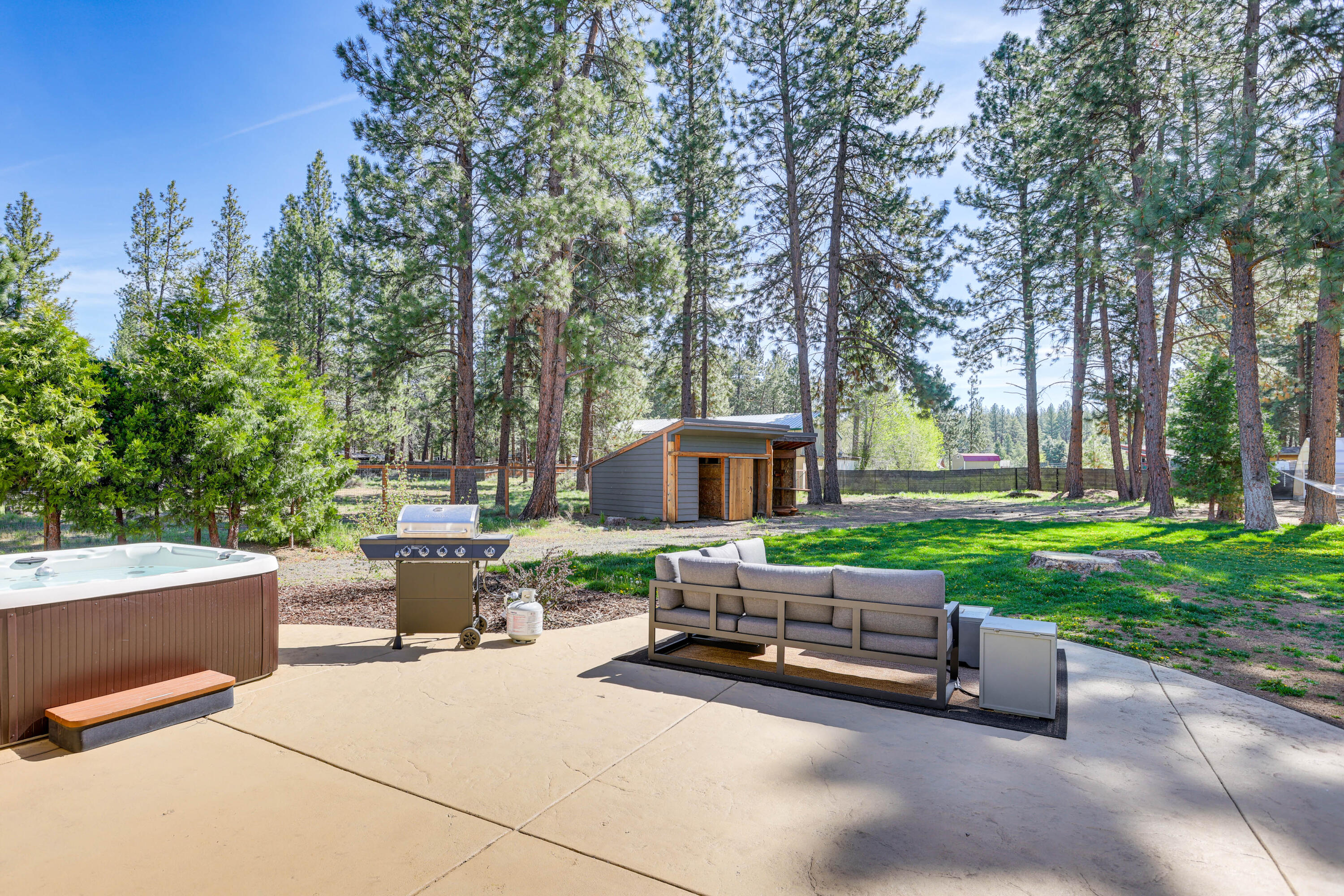 59922 Navajo Road Bend, OR 97702 - Photo 5 of 49 Set-0017