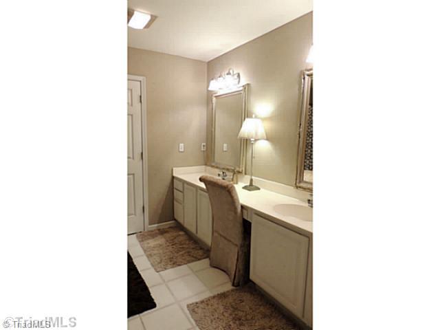 198 Epping Road Clemmons, NC 27012 - Photo 16 of 16 Master Bath/Spa.