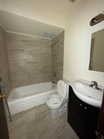 $1,595 | 7745 Adams Street, Unit 1W, Forest Park, IL 60130