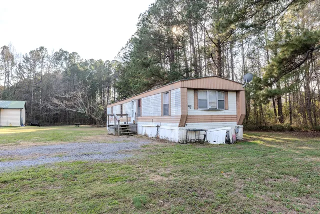$425,000 | 1237 Bethera Road, Bonneau, SC 29431