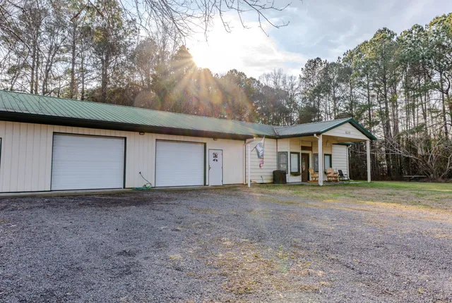 $425,000 | 1237 Bethera Road, Bonneau, SC 29431