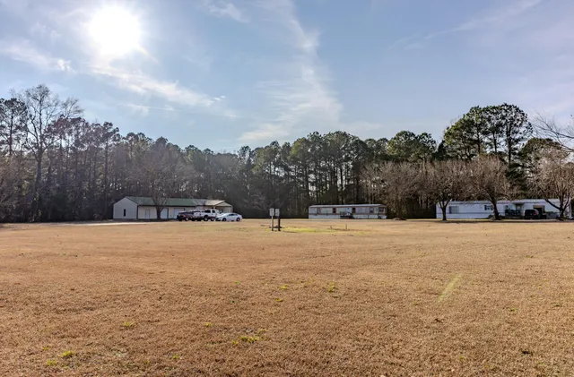 $425,000 | 1237 Bethera Road, Bonneau, SC 29431