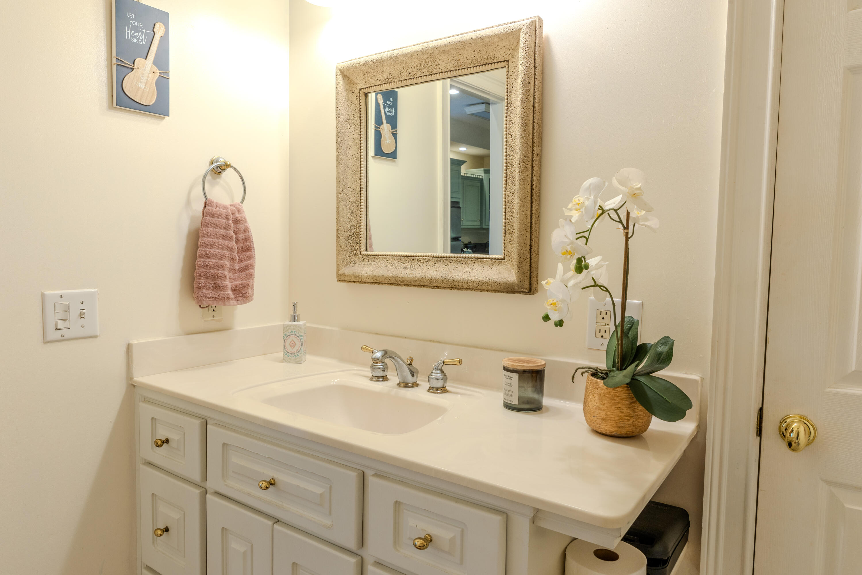 1237 Bethera Road Bonneau, SC 29431 - Photo 34 of 79 1237 Bethera Listing Images (34 of 82)