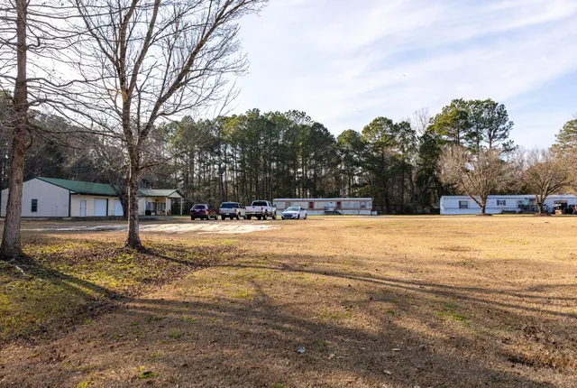 $425,000 | 1237 Bethera Road, Bonneau, SC 29431