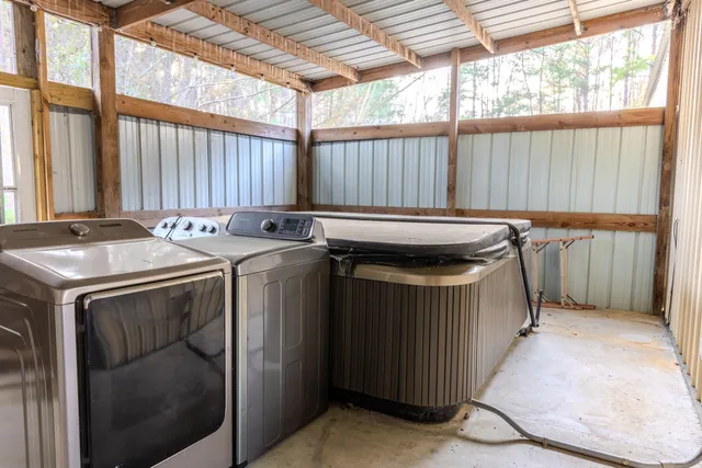 $425,000 | 1237 Bethera Road, Bonneau, SC 29431