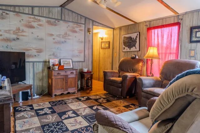 $425,000 | 1237 Bethera Road, Bonneau, SC 29431