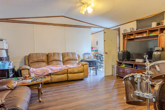 $425,000 | 1237 Bethera Road, Bonneau, SC 29431