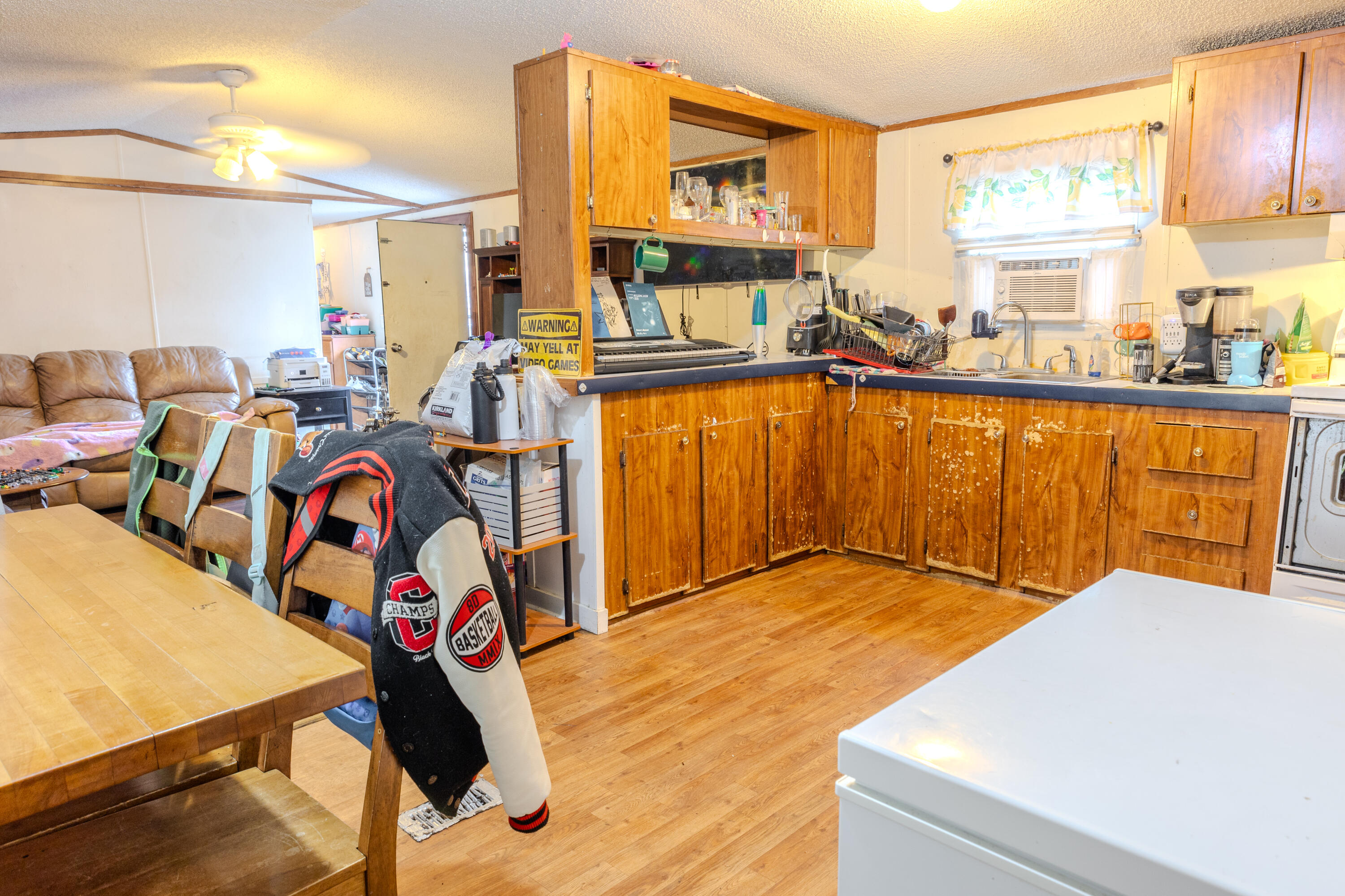 1237 Bethera Road Bonneau, SC 29431 - Photo 73 of 79 1237 Bethera Listing Images (76 of 82)