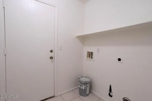 $2,500 | 19015 North 25th Place, Phoenix, AZ 85050