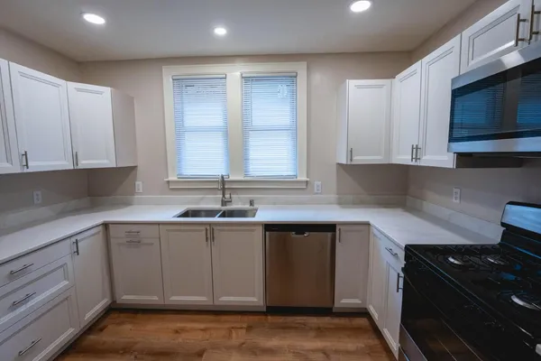 $315,000 | 454 West Kilbourn Avenue, West Bend, WI 53095