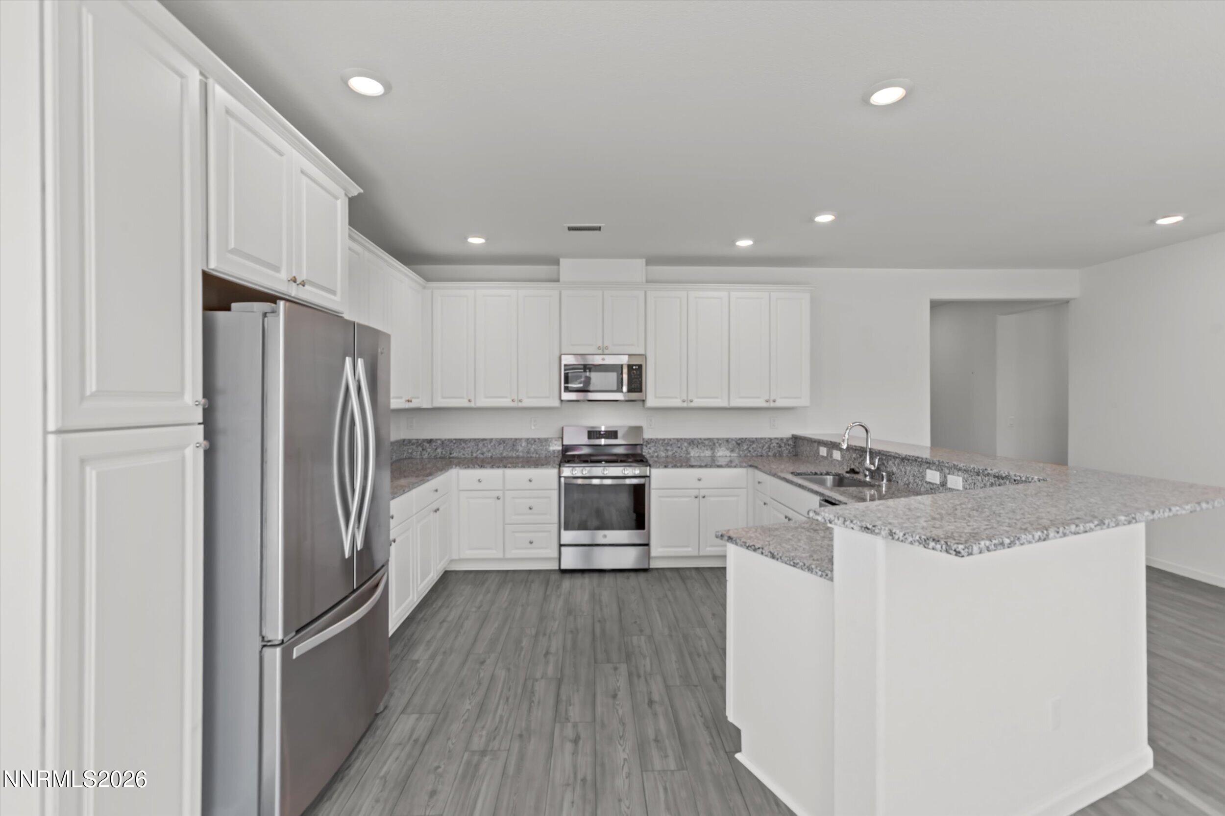 103 Rio Grande Way Dayton, NV 89403 - Photo 11 of 31 08-0Y7A9370