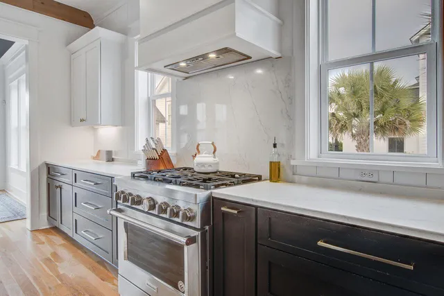 $1,880,000 | 1915 Bolden Drive, Mount Pleasant, SC 29466