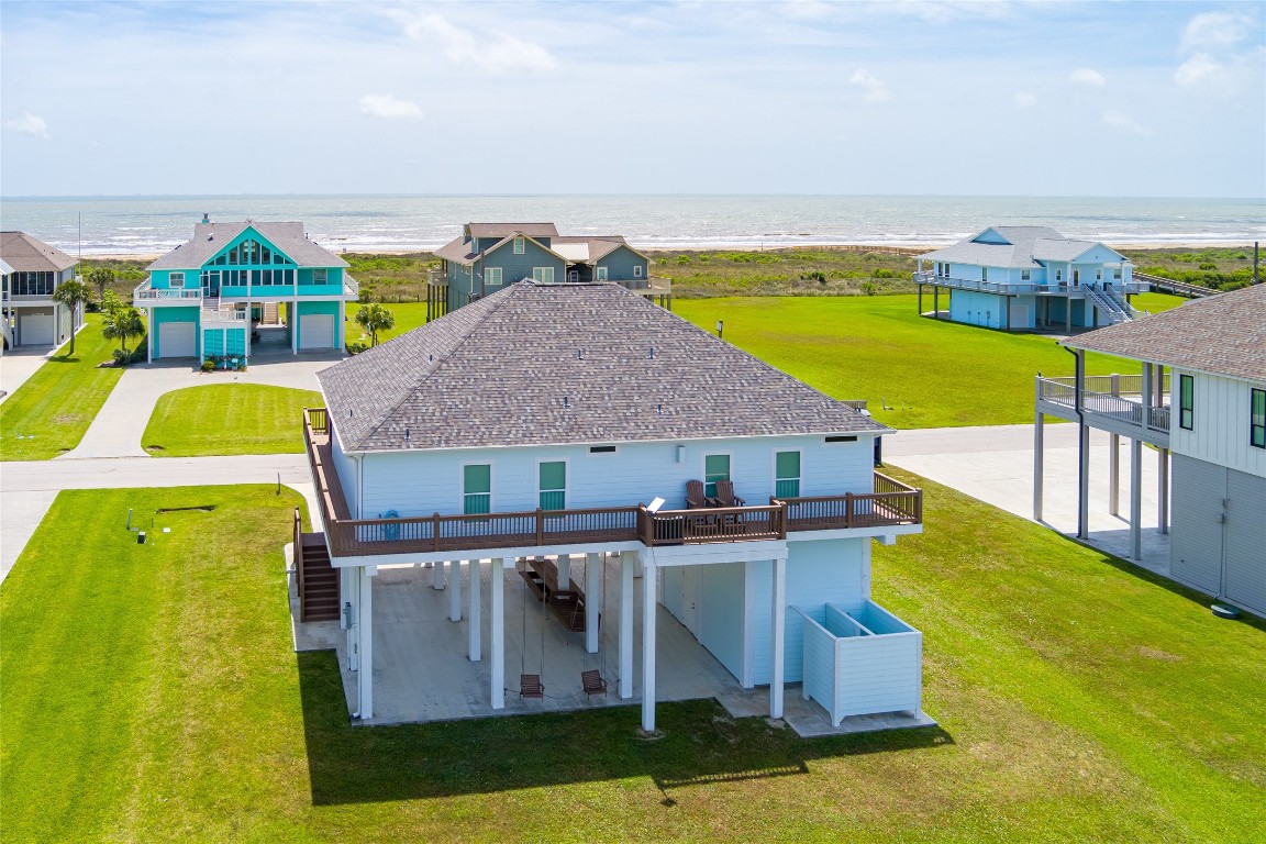 3717 Biscayne Beach Road Crystal Beach, TX 77650 - Photo 5 of 42