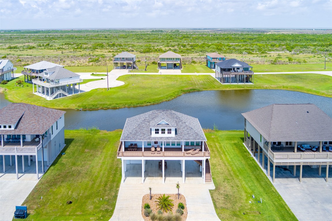 3717 Biscayne Beach Road Crystal Beach, TX 77650 - Photo 8 of 42