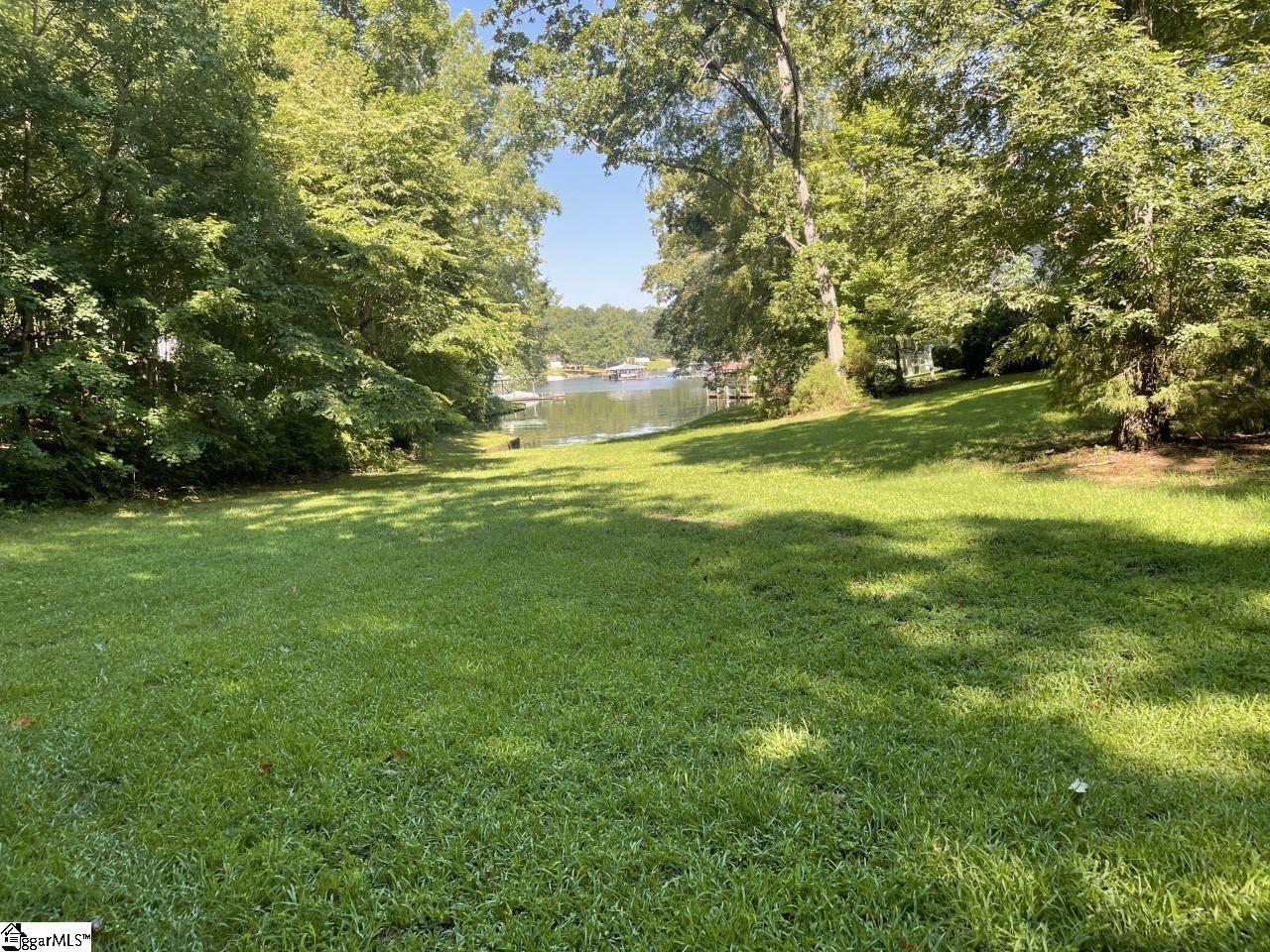 409 Ridgewood Drive Waterloo, SC 29384 - Photo 3 of 6