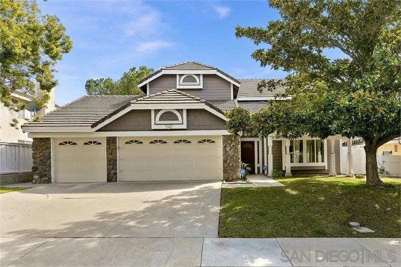 44113 Northgate Avenue Temecula, CA 92592 - Photo 2 of 30 a front view of a house with a yard