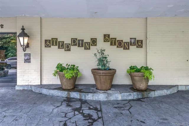 $2,700 | 125 Lake Street, Unit 11A SOUTH, White Plains, NY 10604