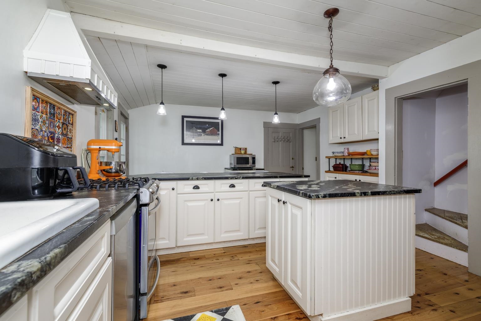 161 Hoit Road Concord, NH 03301 - Photo 9 of 59