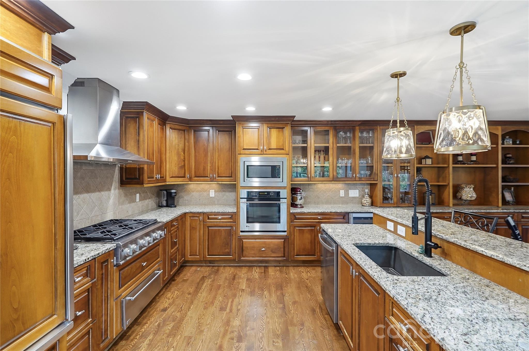 16121 Tana Tea Circle Tega Cay, SC 29708 - Photo 12 of 48