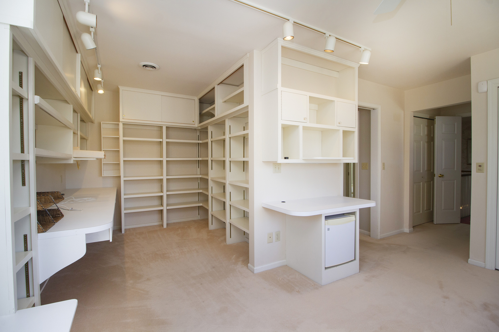 6 Heather Hill Bourbonnais, IL 60914 - Photo 17 of 48