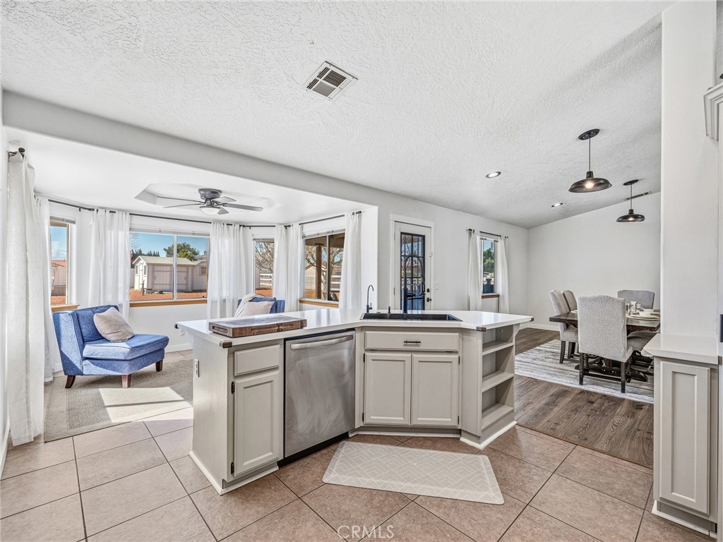 18965 Shetland Road Apple Valley, CA 92308 - Photo 11 of 45