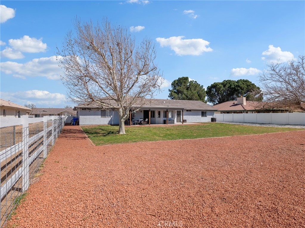 18965 Shetland Road Apple Valley, CA 92308 - Photo 39 of 45